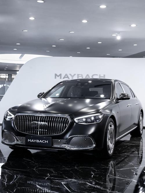 佛山202岚图汽车的售后服务让用户无忧出行，迈巴赫未来的豪华车趋势