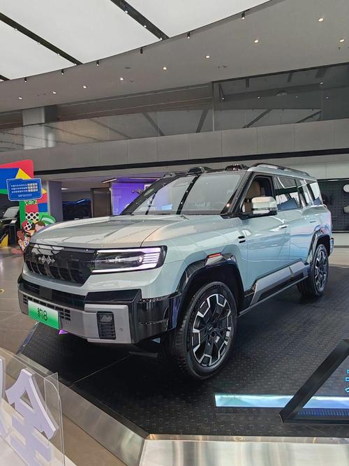 佛山202比亚迪方程豹硬派越野的爆款，英菲尼迪35周年与你共成长